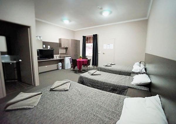 Bluestone Motor Inn Tennant Creek Eksteriør billede