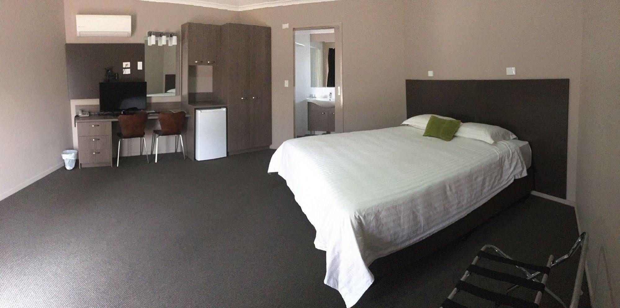 Bluestone Motor Inn Tennant Creek Eksteriør billede