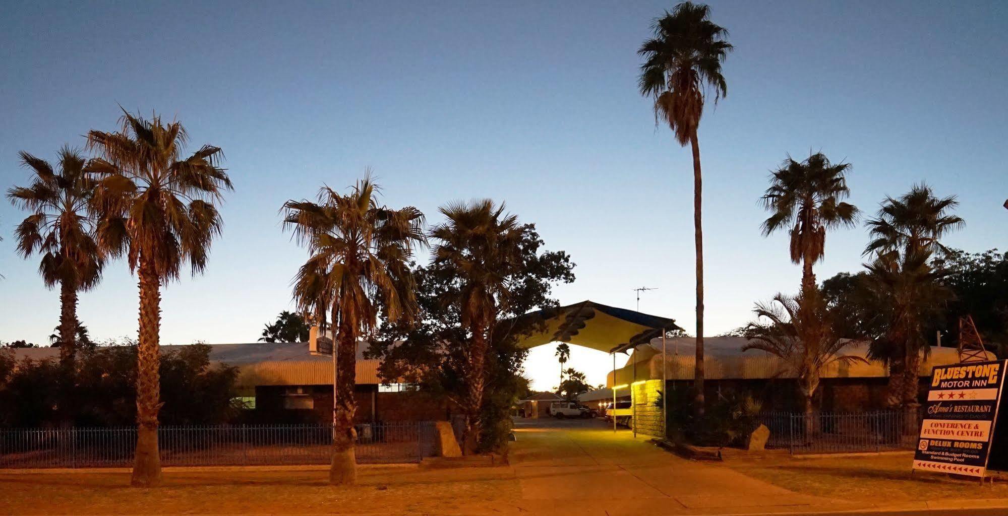 Bluestone Motor Inn Tennant Creek Eksteriør billede
